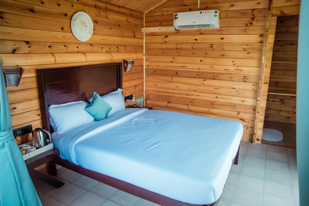 Aria Beach Resort Vagator Eksteriør billede