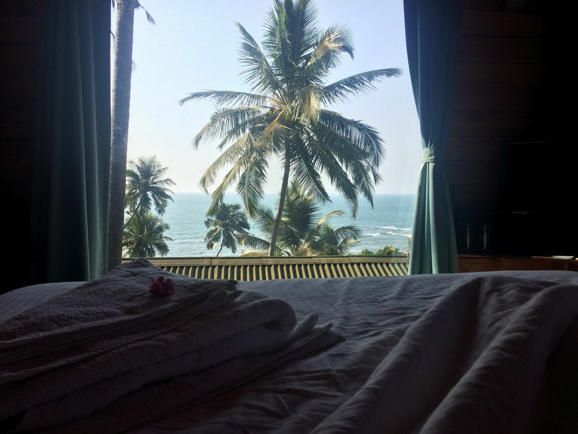 Aria Beach Resort Vagator Eksteriør billede